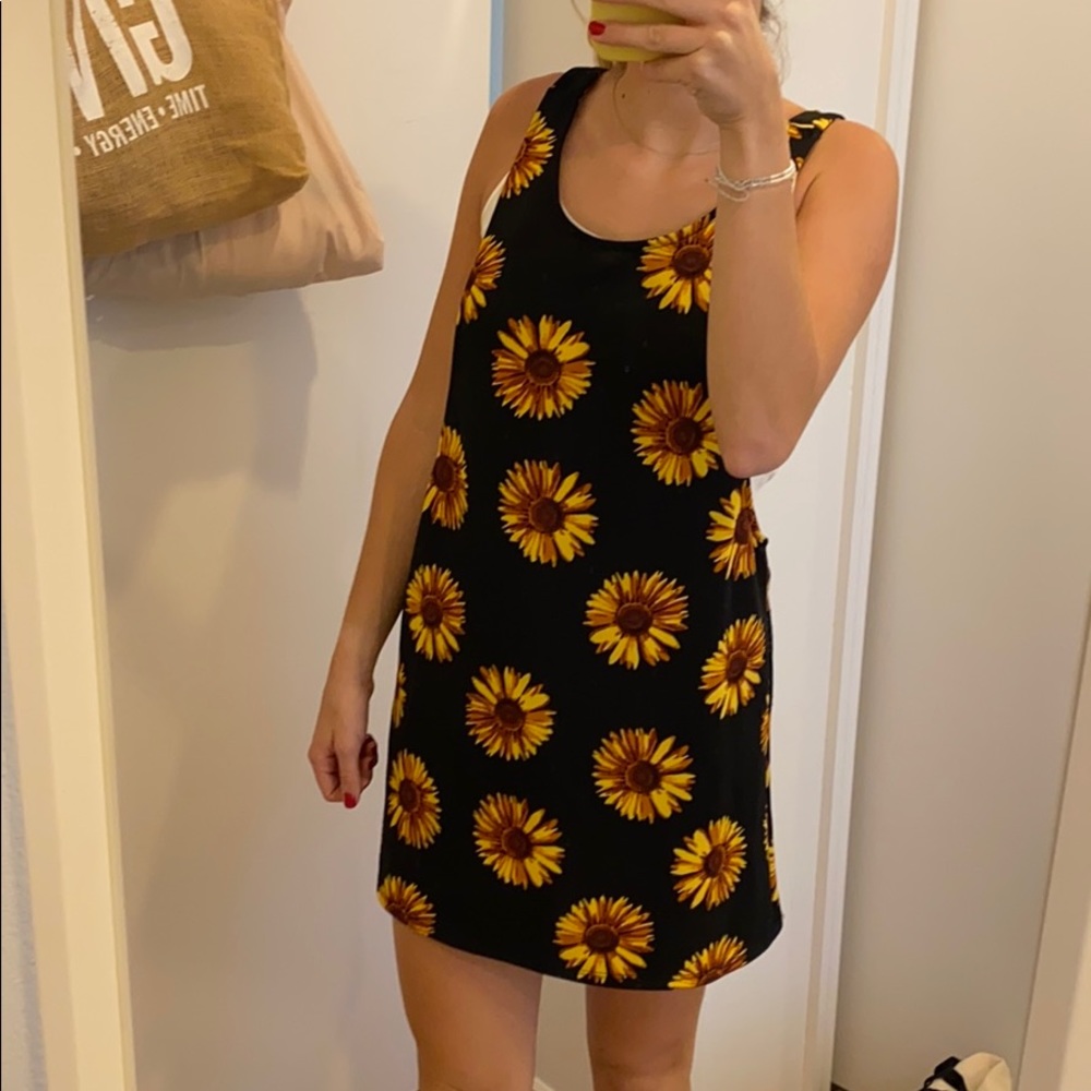 Open Back Daisy Dress